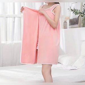 1pc Luxurious Wearable Coral Velvet Bath Towel -